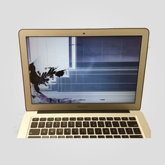 Macbook Screen Repair in Oxford